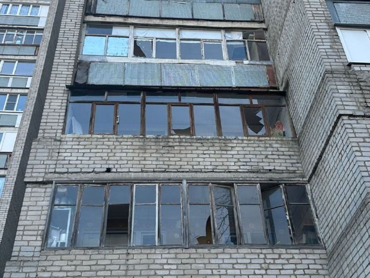 Обломки якобы сбитого БПЛА упали на жилые здания