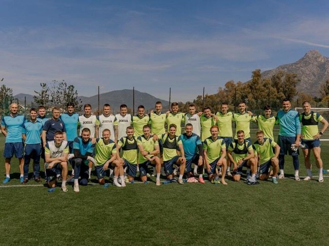 Украина готовится к матчам плей-офф за выход на Евро 2024