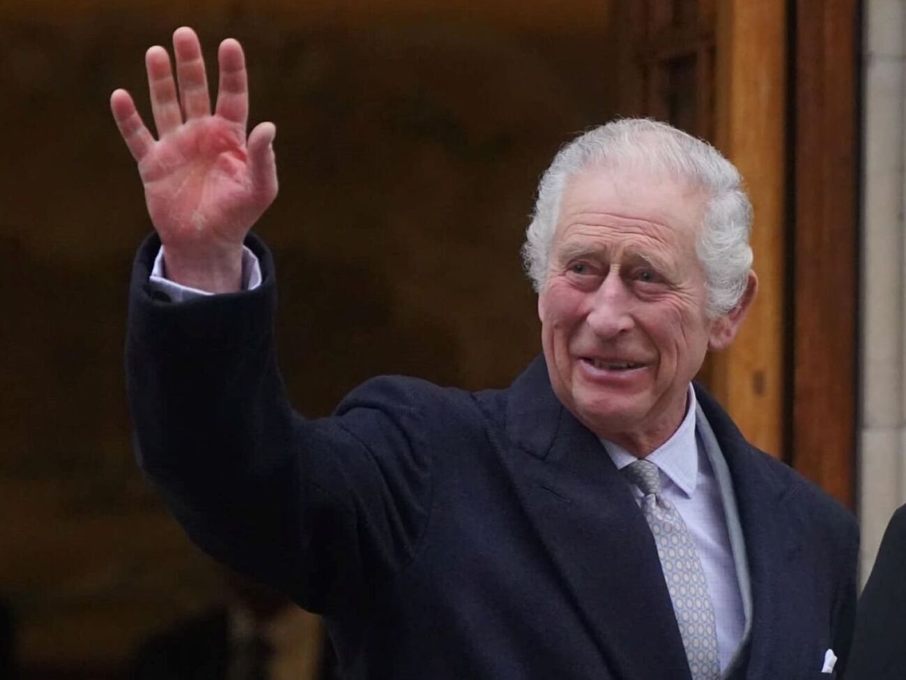 Чарльз III стал королем 8 сентября 2022 года после смерти королевы Елизаветы