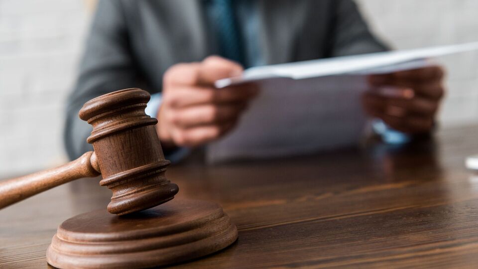 Суд обязал ликвидатора в течение 20 дней с момента вынесения решения предоставить письменные объяснения обо всех своих действиях на этой должности