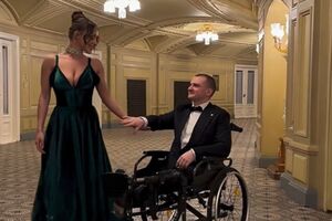 Сенюк: Очень хочется уже показать результат нашей съемки, но пока ловите еще немного бекстейджа