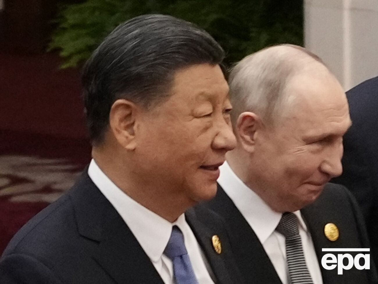 Сі Цзіньпін привітав Путіна з "переобранням" президентом РФ