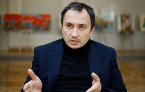 Сольский является "одним из самых эффективных министров текущего Кабмина", заявил журналист и политолог Владимир Сонюк