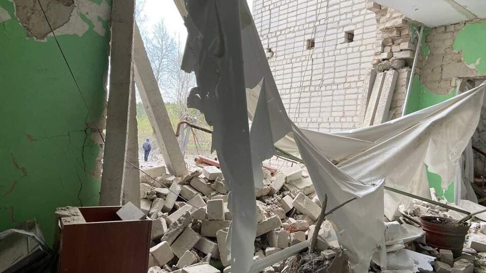 Оккупанты разрушают Сумскую область обстрелами и бомбами, заявил Зеленский