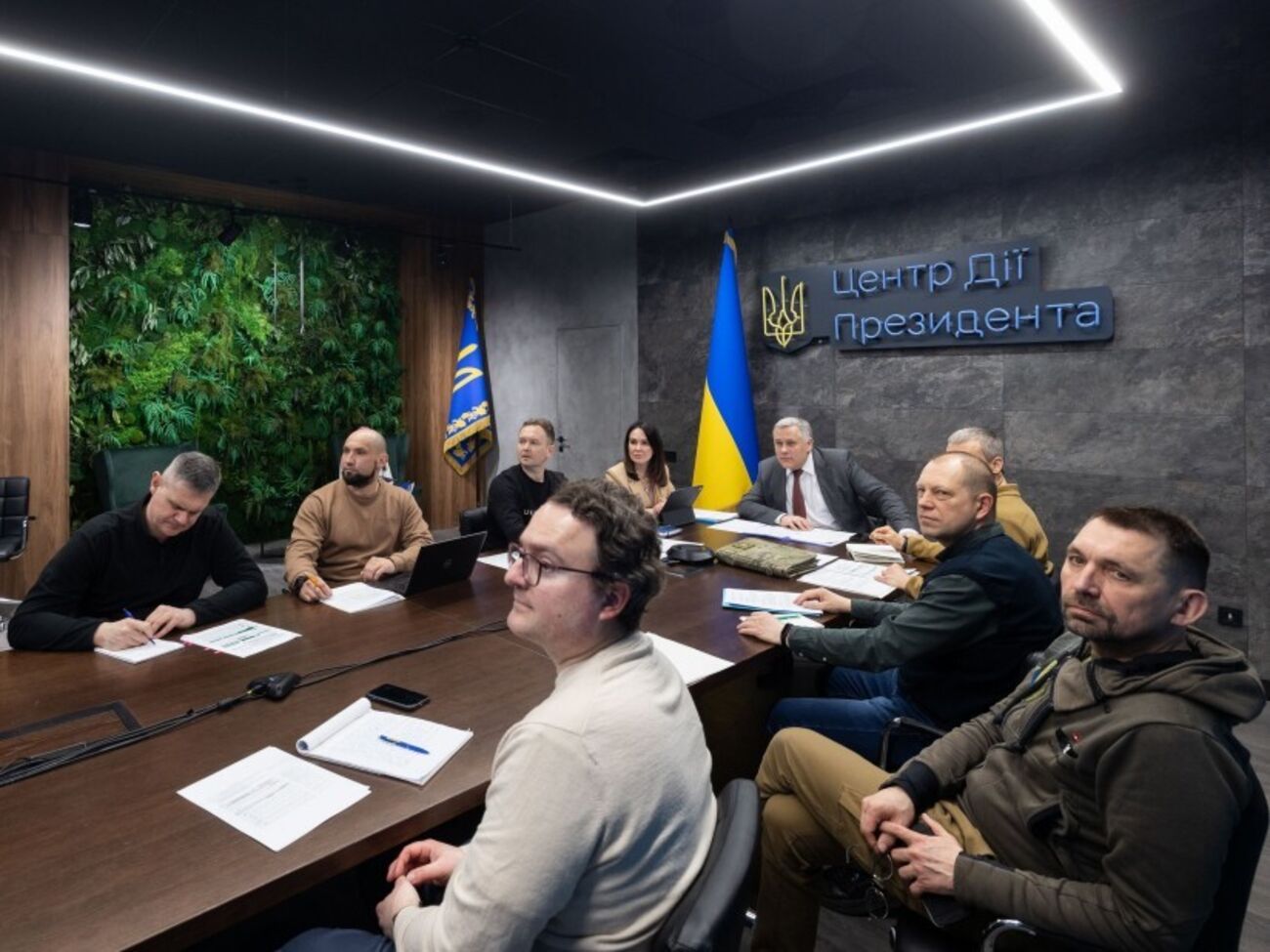 Українська й естонська сторони розпочали роботу над проєктом угоди у сфері безпеки, зазначили в ОП