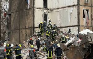 В Одесі й далі знаходять тіла жертв після атаки окупантів по житловому будинку