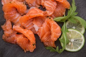 Лосось должен некоторое время настояться