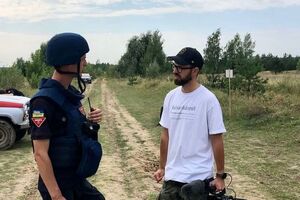 Птушкин, работая над фильмом, посетил разные регионы Украины, чтобы показать судьбы животных, которые во время войны остались без хозяев