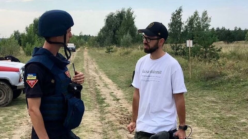 Птушкин, работая над фильмом, посетил разные регионы Украины, чтобы показать судьбы животных, которые во время войны остались без хозяев