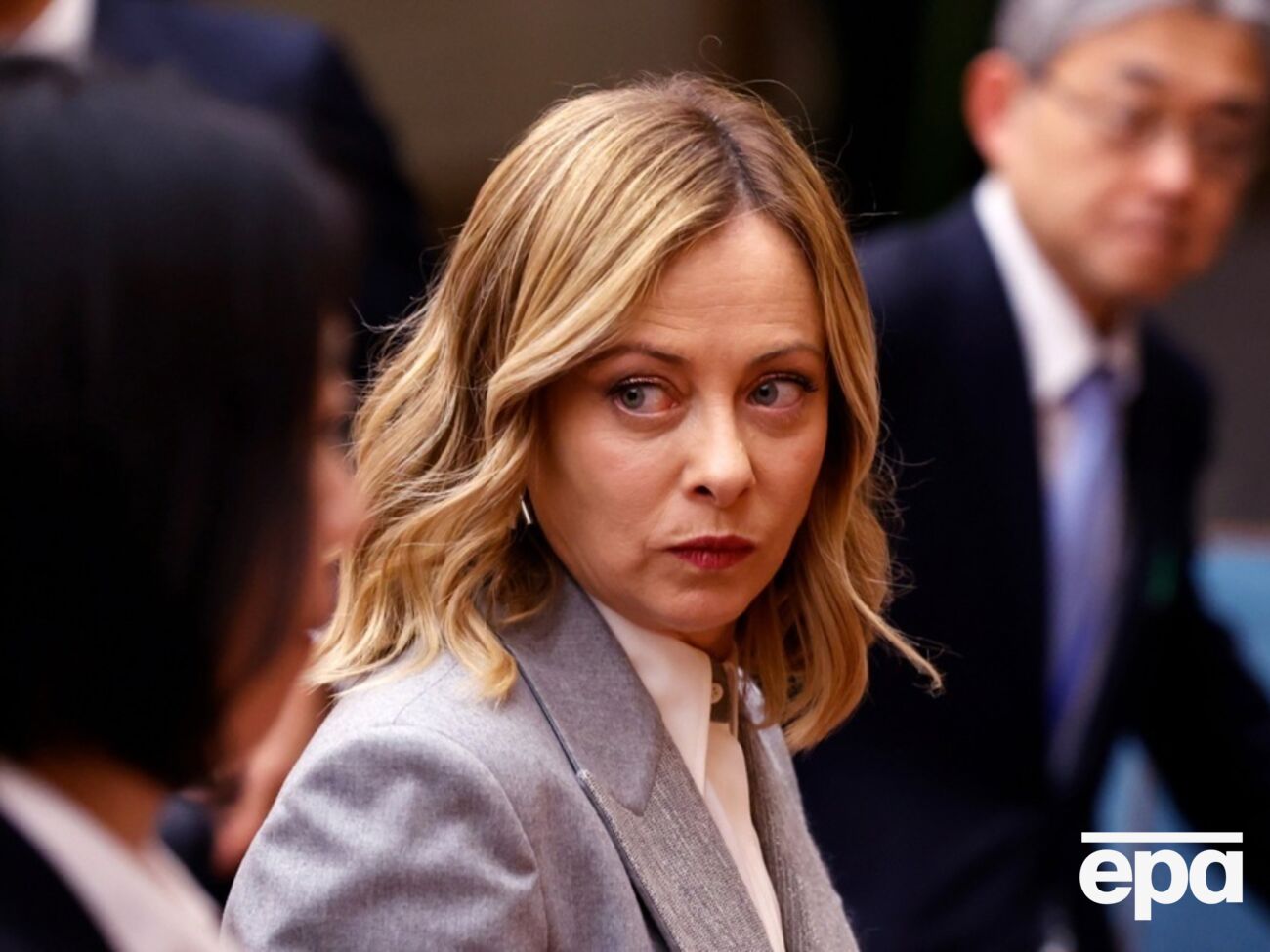 Мелоні вимагає компенсацію у розмірі €100 тис.