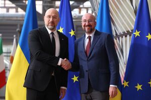 Шмыгаль встретился с Мишелем в Брюсселе в преддверии саммита ЕС 21–22 марта