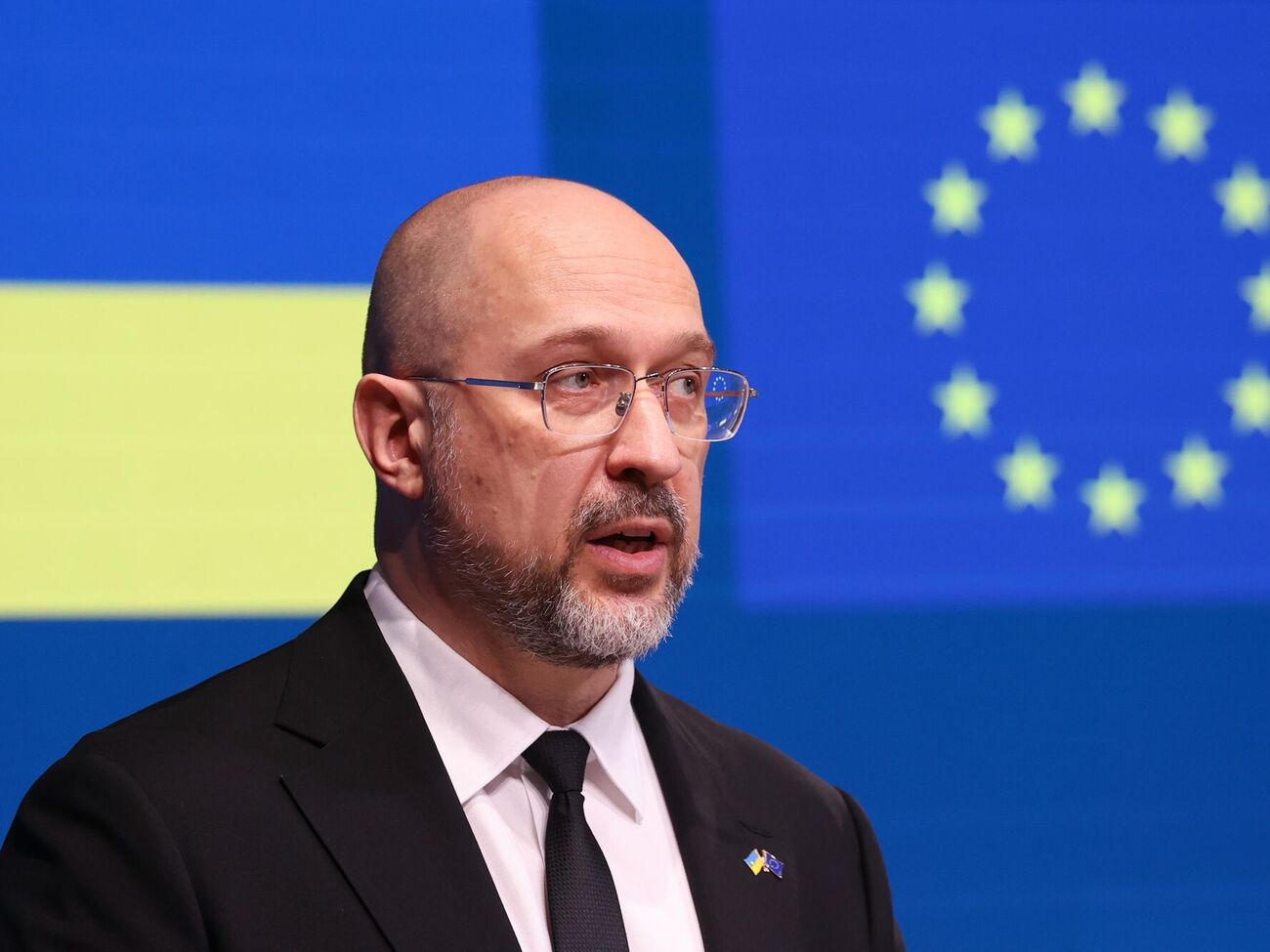 Україну цікавлять швидкість, якість і вчасність постачань артснарядів, зазначив Шмигаль