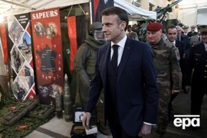 Макрон подчеркнул, что полномасштабные боевые действия происходят всего в 1500 км от границ Франции