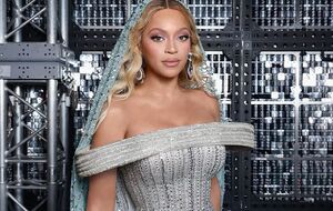 Бейонсе роздяглася для фото