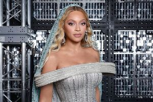 Бейонсе роздяглася для фото
