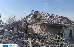 Предварительно, российские оккупанты обстреляли Горняк и Максимовку управляемыми авиабомбами КАБ-500, отметили в прокуратуре