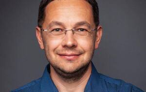 Ночью был поврежден склад Rozetka. 99 человек на смене не пострадали благодаря нашей службе безопасности, которая заставляет всех идти в бомбоубежище