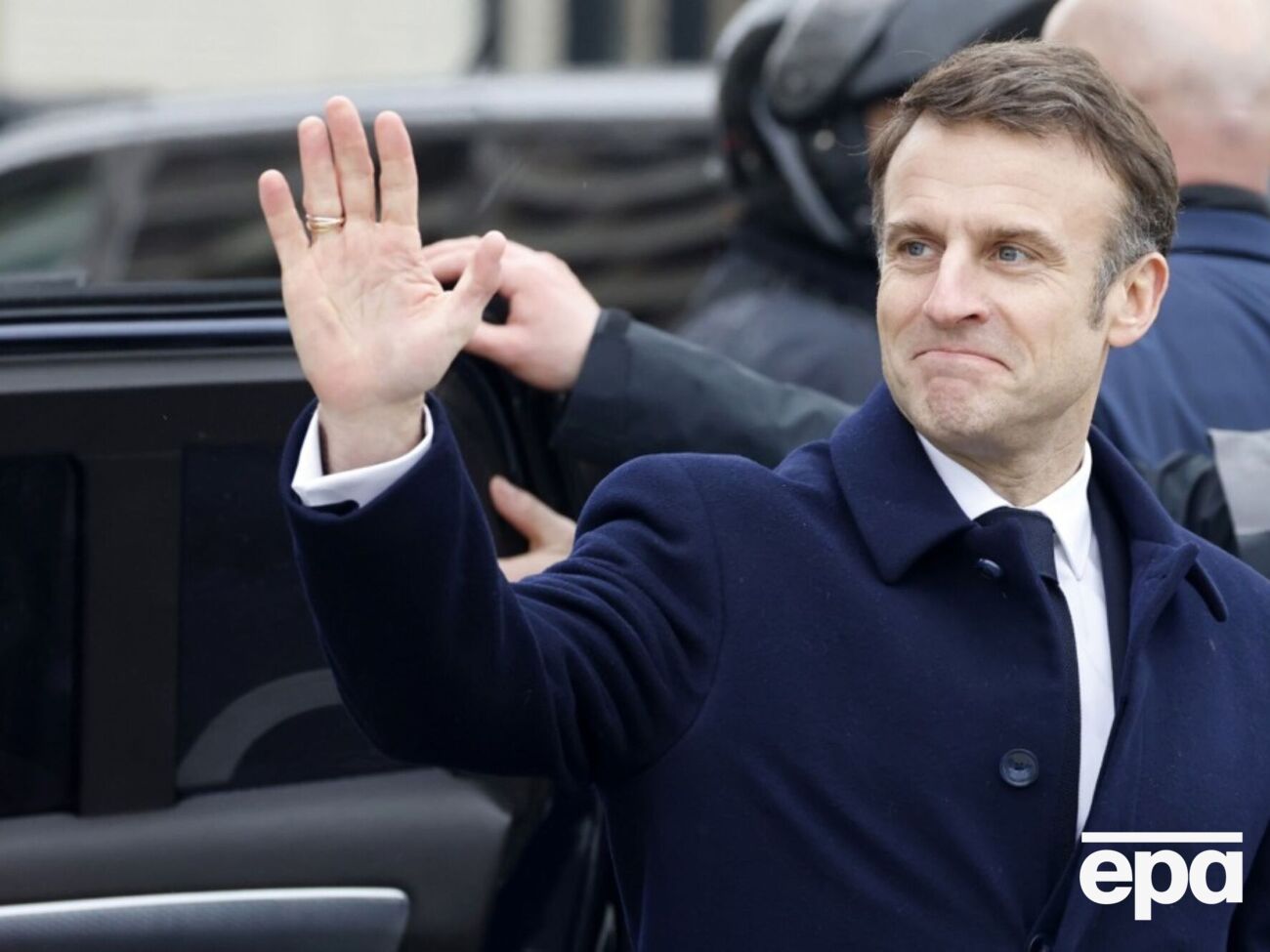 26 февраля на конференции в Париже Макрон заявил, что не исключает отправки западных войск в Украину