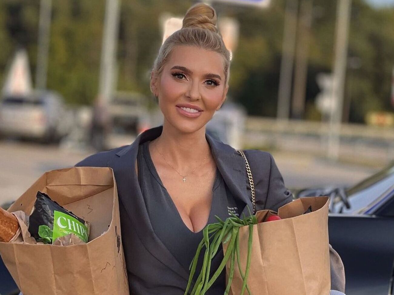 На вопрос, как она относится к своей карьере в шоу-бизнесе, Буткевич заявила, что для нее это отдых и страсть