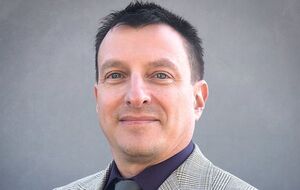 О России в США сейчас говорят значительно больше, чем об Украине. Но только в контексте, кого РФ компрометирует больше – Байдена или Трампа