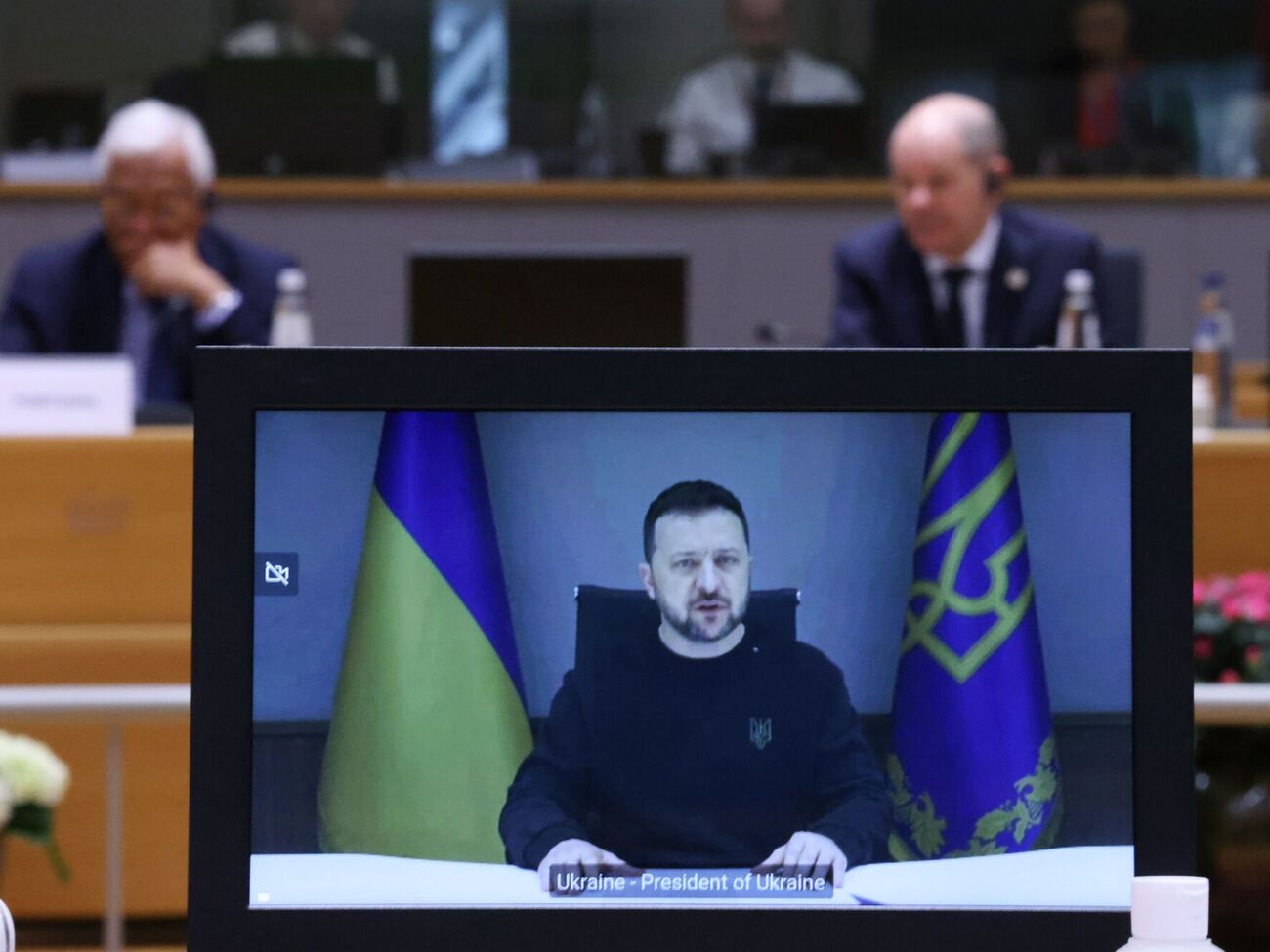 Показники використання артилерії на фронті українськими військовими є "принизливими для Європи", зазначив у зверненні до лідерів ЄС Зеленський