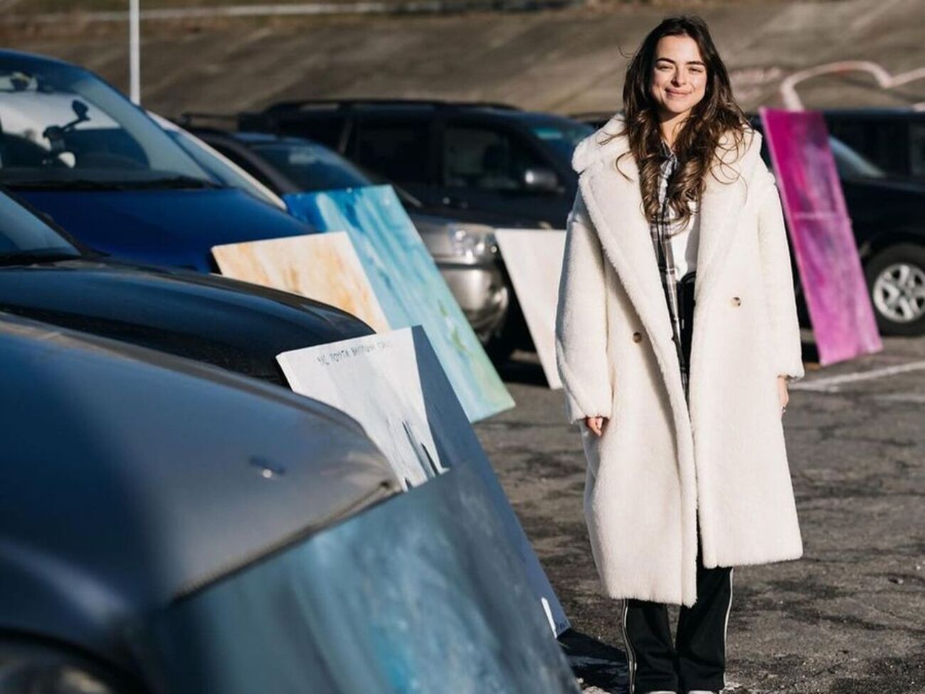 Морозюк говорит, что во время отношений с ней Гринкевич не покупал автомобили и квартиры