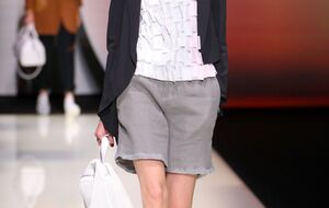 Так выглядит вариант правильно выбранной длины бермудов