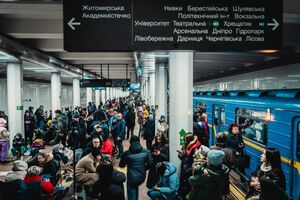 46 подземных станций метрополитена круглосуточно работают в режиме укрытия, напомнили в КП "Киевский метрополитен"