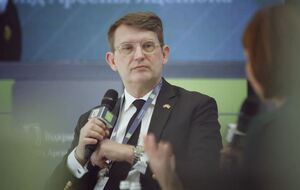 Поульсен: Россия не остановится и пойдет дальше