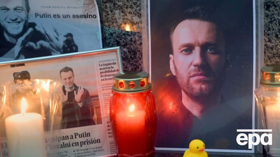 Из-за смерти Навального санкции наложили на чиновников колоний, где он был заключен в тюрьму