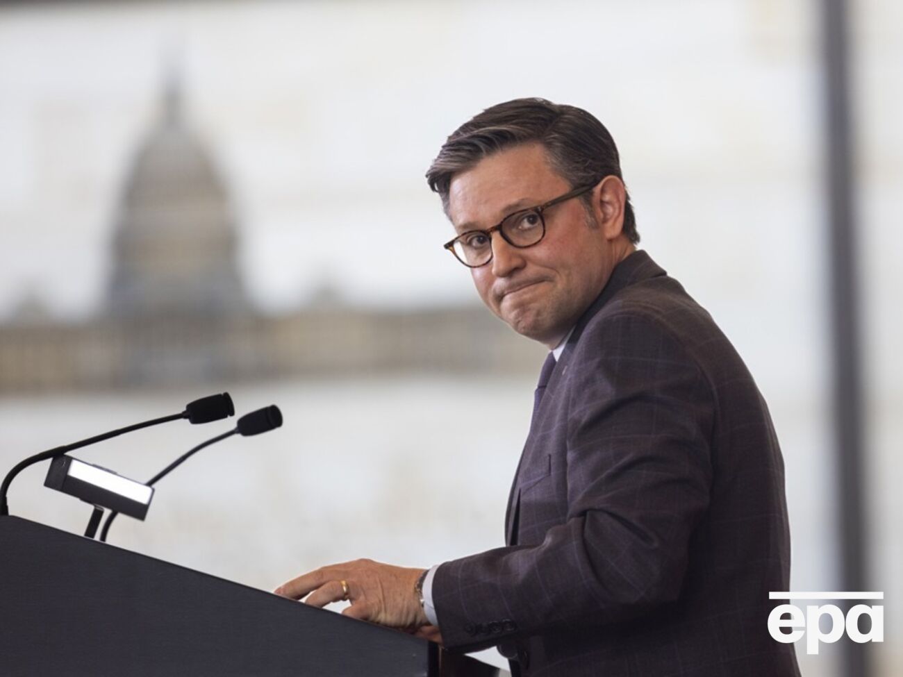 Подання про звільнення Джонсона розглянуть не раніше ніж 8 квітня