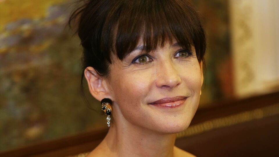 Марсо родилась в 1966 году в Париже