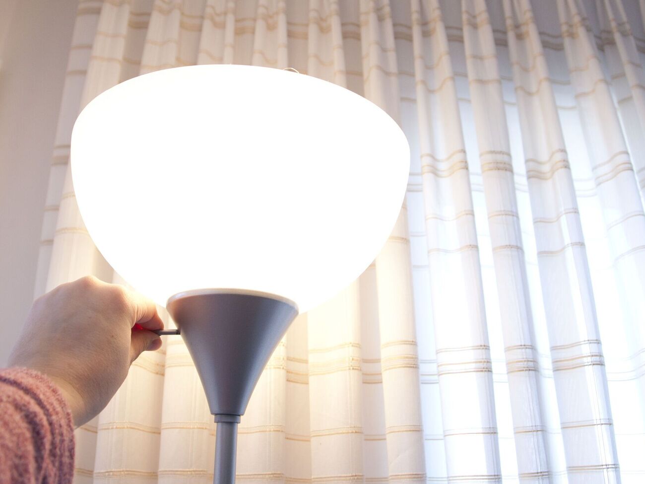 Енергетики закликають жителів Харківської області знизити навантаження на енергомережу