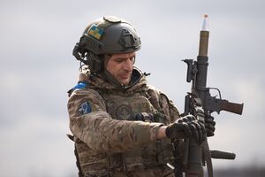 На бахмутском направлении украинские военные отбили 15 атак врага