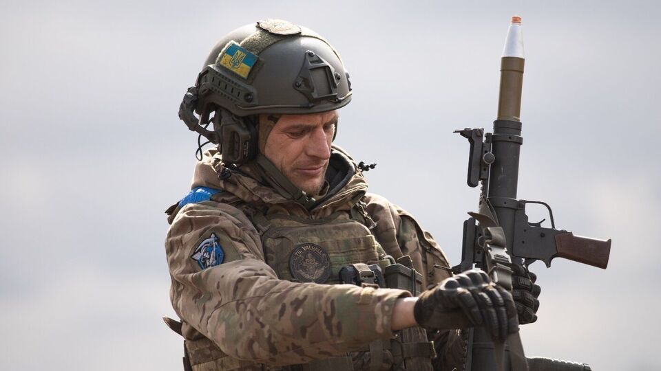 На бахмутському напрямку українські військові відбили 15 атак ворога