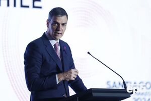 Зеленский рассказал, о чем говорил с Санчесом