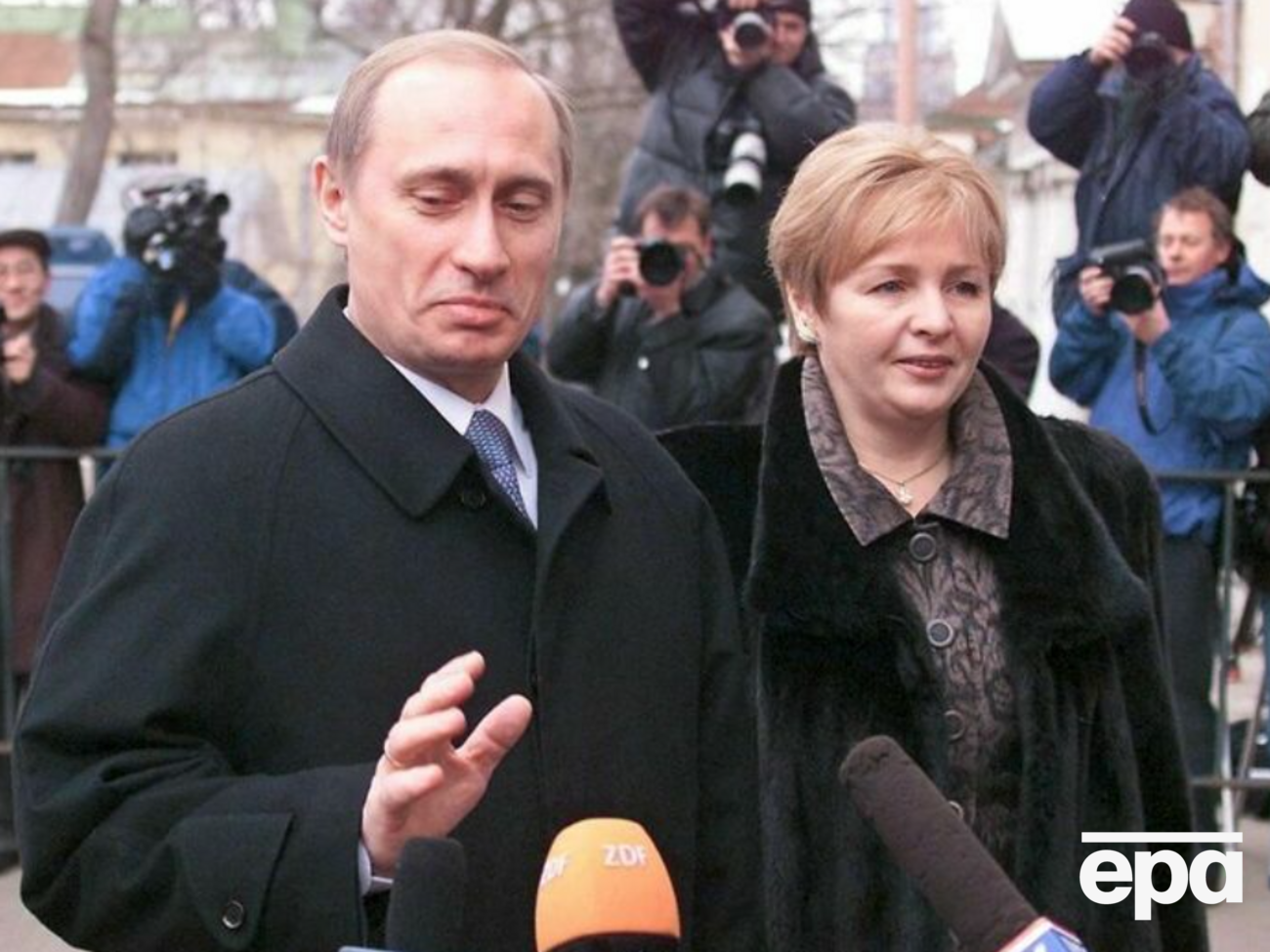 Людмила Путина, по рассказам Максаковой, любила выпить