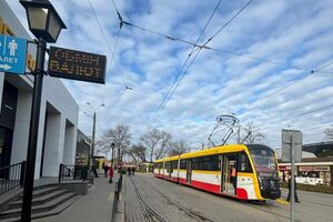 У місті не ходять трамваї й тролейбуси