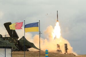 Украинская ПВО справилась с двумя баллистическими ракетами оккупантов, летевшими на столицу