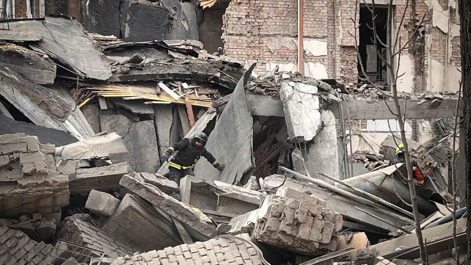 Частину будівлі Академії декоративно-прикладного мистецтва і дизайну в Києві зруйновано російською ракетою