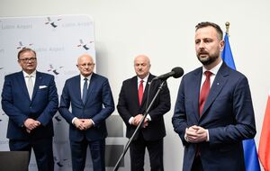Косиняк-Камыш объявил о намерении построить новую авиабазу на востоке Польши