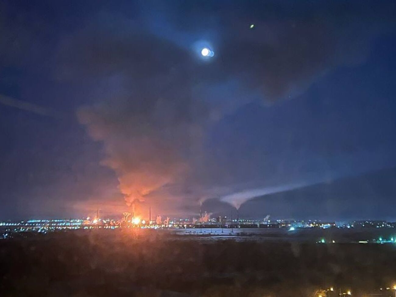 Малюк заявил, что российские НПЗ будут продолжать гореть