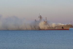 За словами Плетенчука, після втрати низки своїх великих десантних кораблів загарбники хотіли відновити розграбований "Константин Ольшанский"