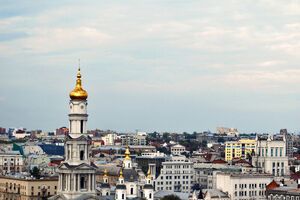 Окупанти регулярно обстрілюють Харків та область