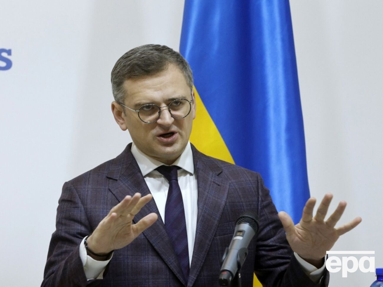 Кулеба: Вони самі поставили себе в таку ситуацію. Нехай шукають вихід