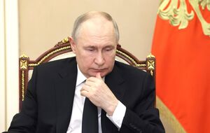 Путин по-прежнему намерен использовать теракт, чтобы попытаться сплотить россиян вокруг войны против Украины, отметило Bloomberg