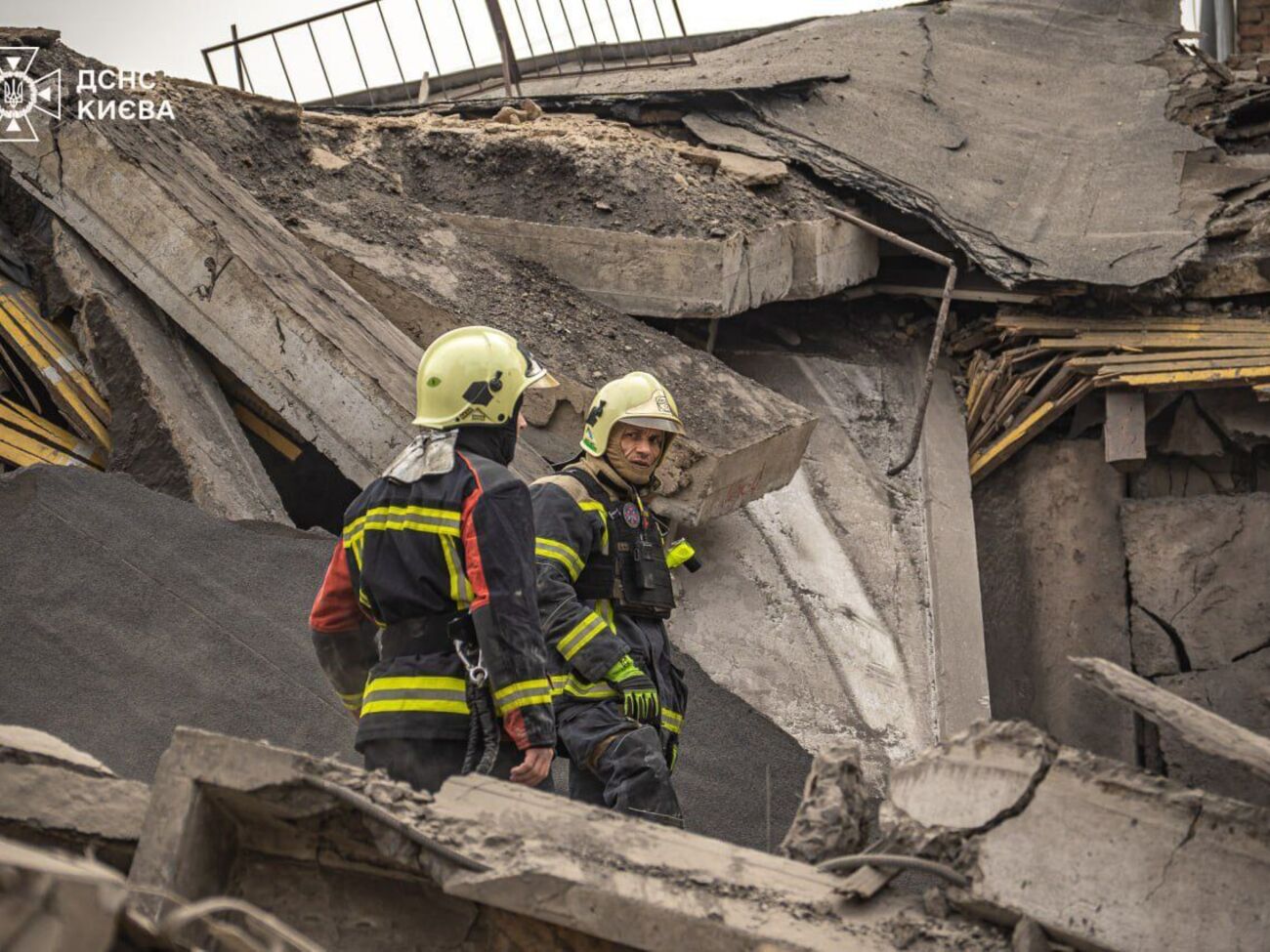 Какая именно российская ракета упала на Киев и разрушила здание вуза в Печерском районе, ВС ВСУ скажут после экспертизы