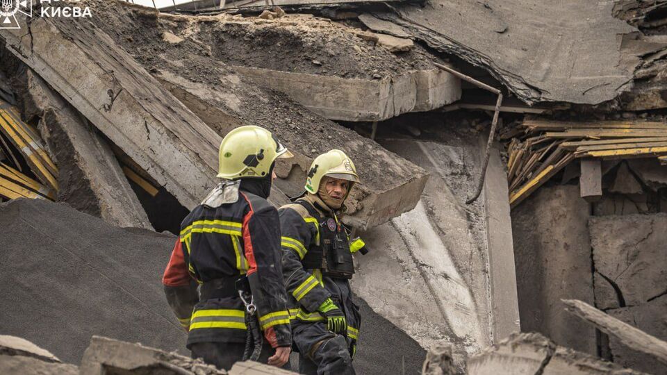 Какая именно российская ракета упала на Киев и разрушила здание вуза в Печерском районе, ВС ВСУ скажут после экспертизы