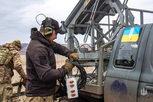 Украинские защитники истощают врага вдоль всей линии боевого столкновения, говорят в Генштабе ВСУ