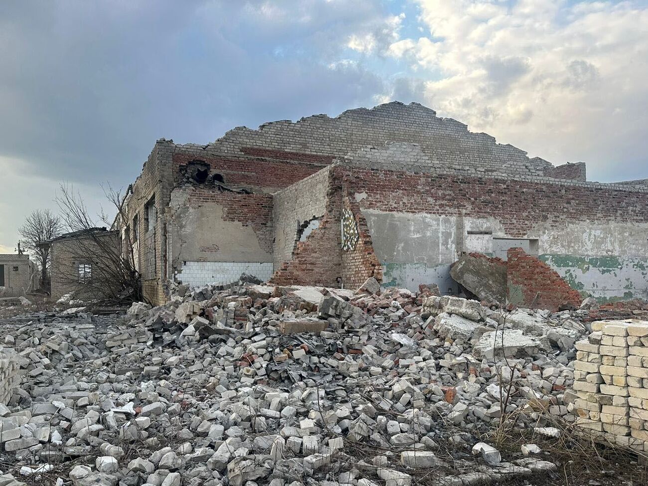 В результате российских атак есть погибшие и раненые среди гражданских